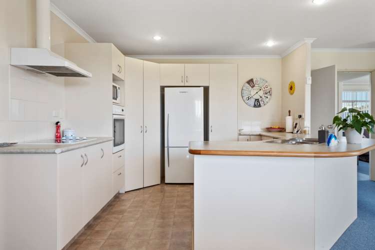 31 Oriental Parade Papamoa_10