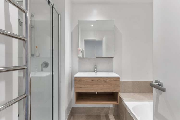 98 Mangahoe Road Mt Wellington_10