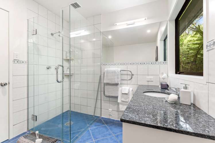 5 Glance Street Sandspit_24