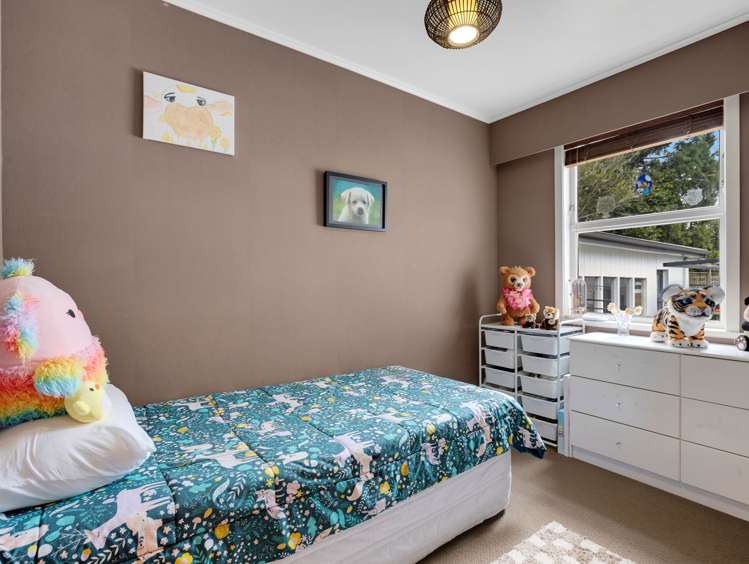 4 Colstone Street Glenview_11