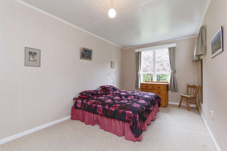 2 Te Pirangi Way Fitzherbert_13