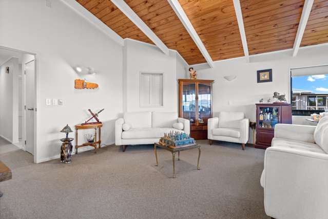 58a Mackesy Road Parahaki_1