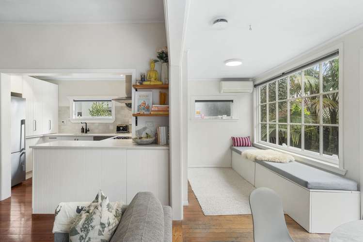 2/3 Haig Avenue Three Kings_8