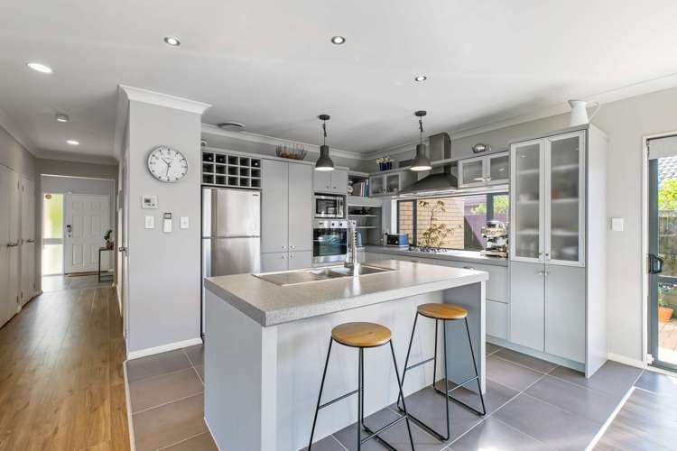 56 Stranraer Crescent Wattle Downs_3