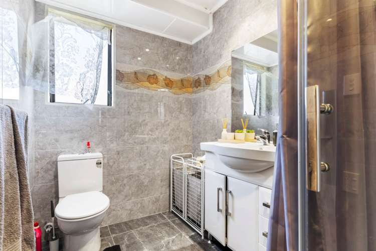 2/76 Palmers Road Clendon Park_5