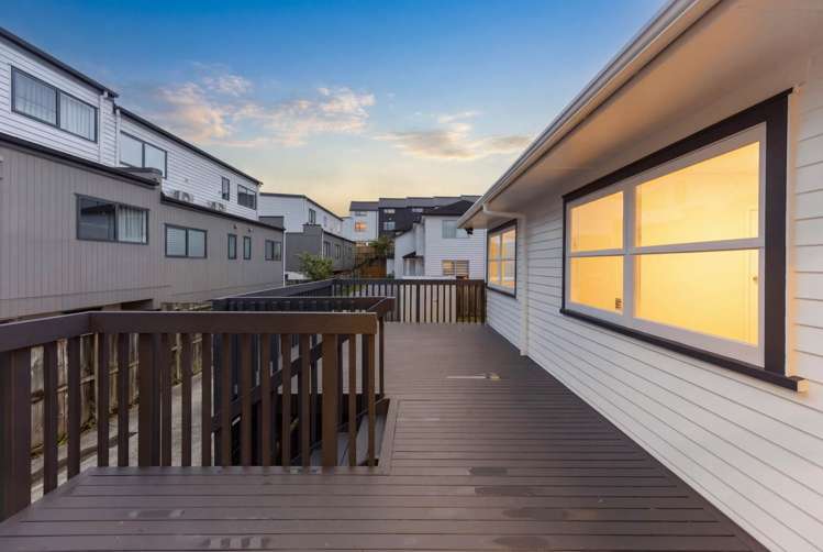 9 Oteha Valley Road Northcross_14