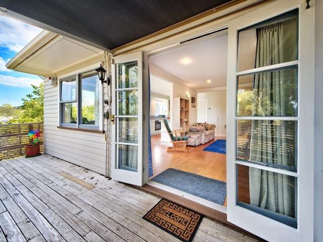 54A West Coast Road Glen Eden_1