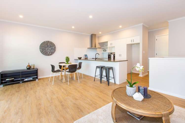 7/14 Abbotsford Street_5