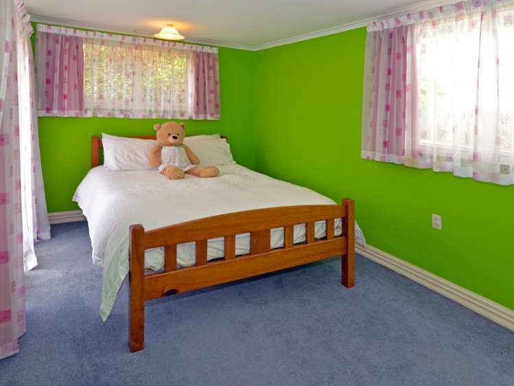 34 Easther Crescent Kew_8