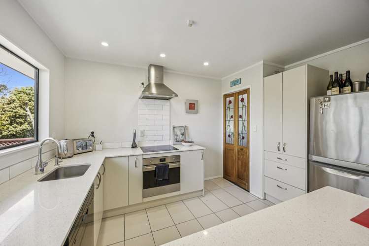 2/149 Glengarry Road Glen Eden_8