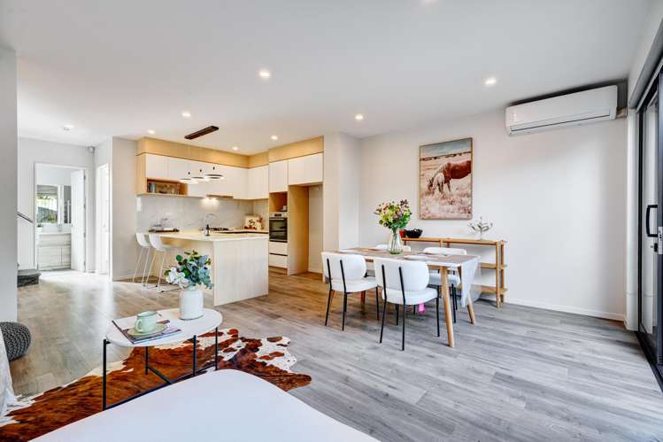 6 Te Rorea Lane Mount Roskill_1