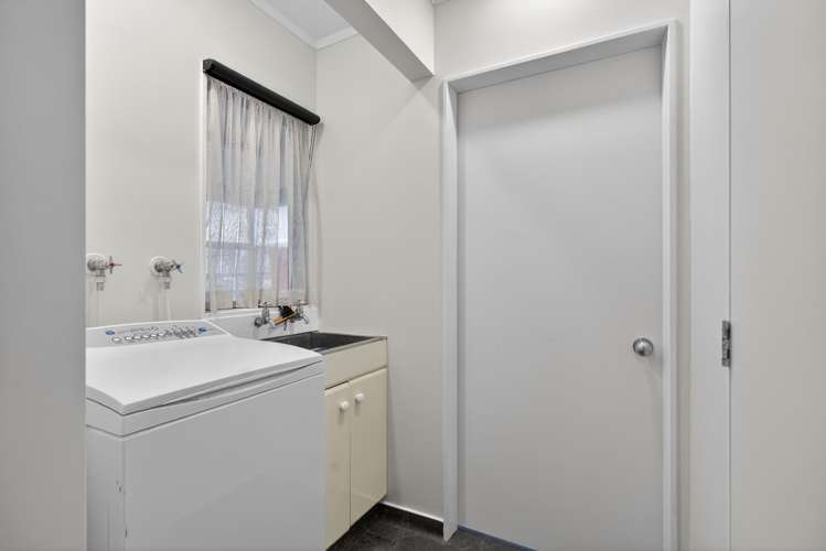 32A Hay Street Naenae_14