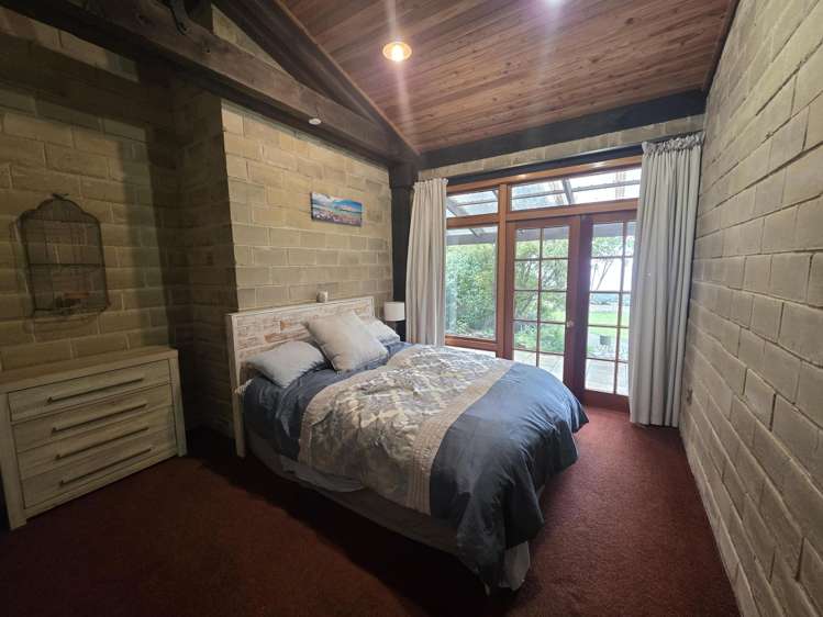 8 Matfen Street South Hill_14