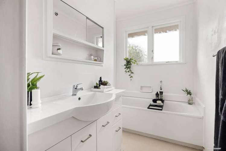 2/3 Grange Road Mt Eden_9