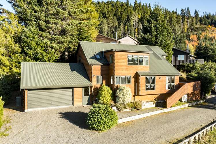 91 Chalet Crescent_0