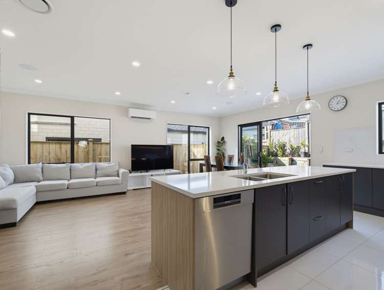 28 Crossgar Road Flat Bush_3