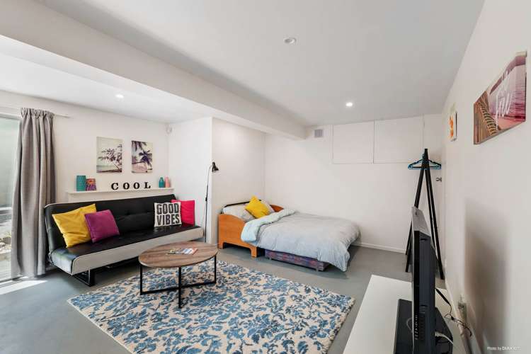 29 Flaxdale Street Birkdale_11