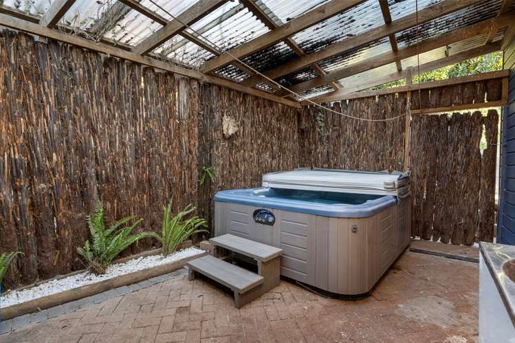 37 Caronia Crescent Lynfield_18
