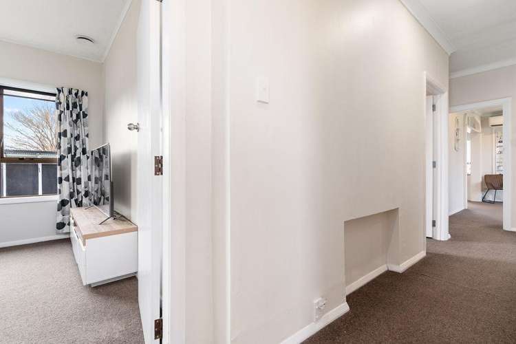 4 McKenzie Terrace Carterton_16