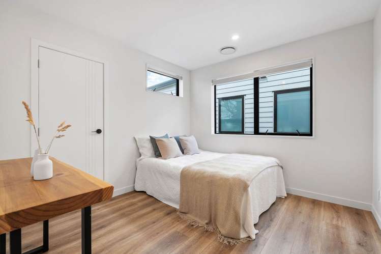 57E Hogans Road Glenfield_16