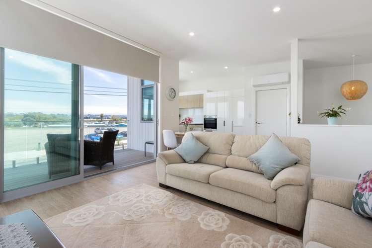 82 Meeanee Quay Westshore_14