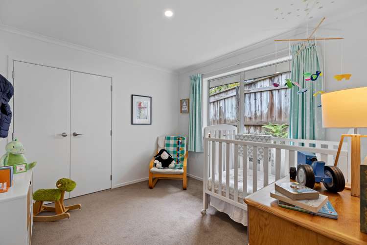 10 Carex Close Pyes Pa_18