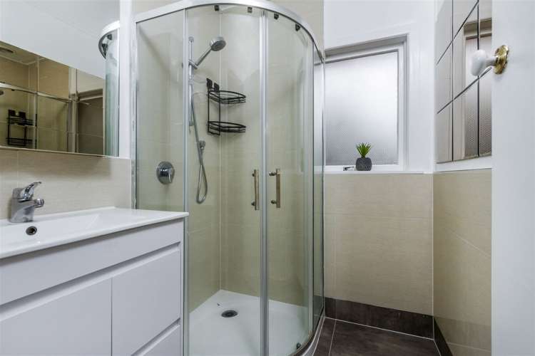 2/49 Corunna Road Milford_8