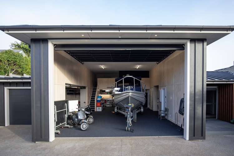 32 Wallis Street Raglan_17