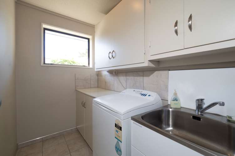 165 Middle Road Allenton_16