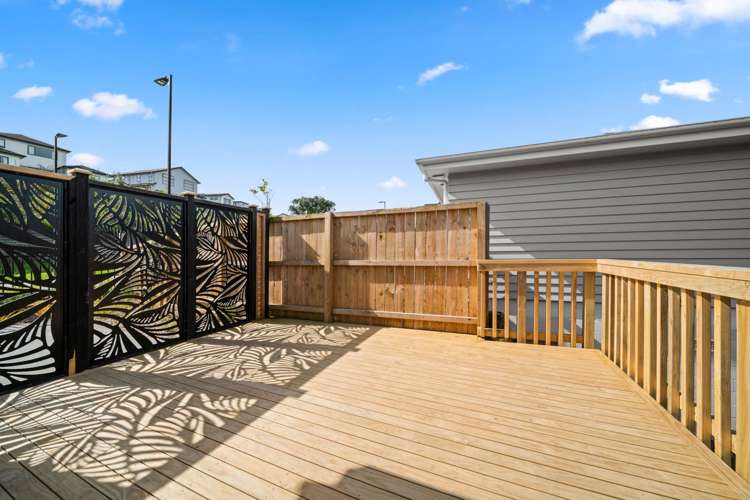 82 Arran Drive Silverdale_13