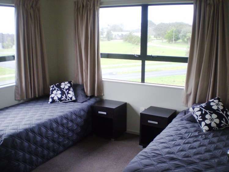 103 The Fairway Matarangi_9