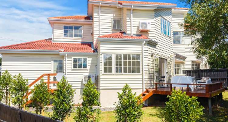 2/2 Marua Road_0