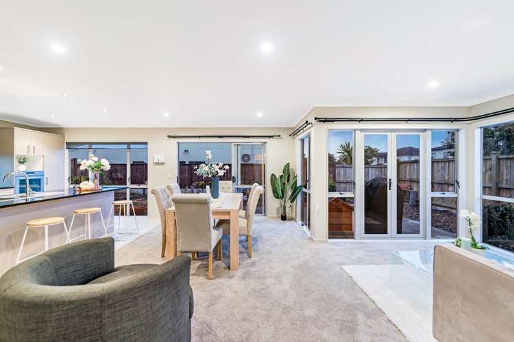 2 Janway Avenue Flat Bush_9