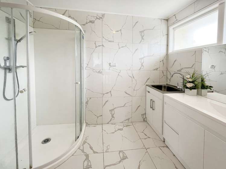 12 Thomas Avenue Te Atatu Peninsula_16