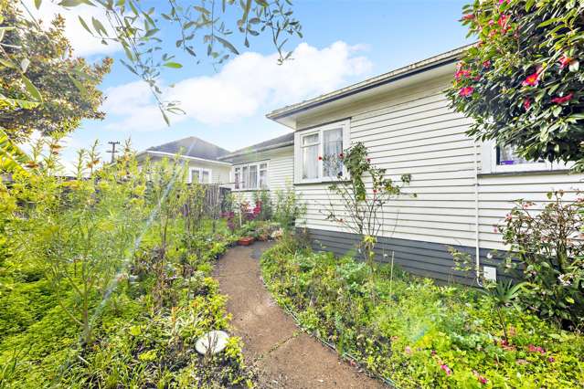 39 Russell Road Manurewa_2