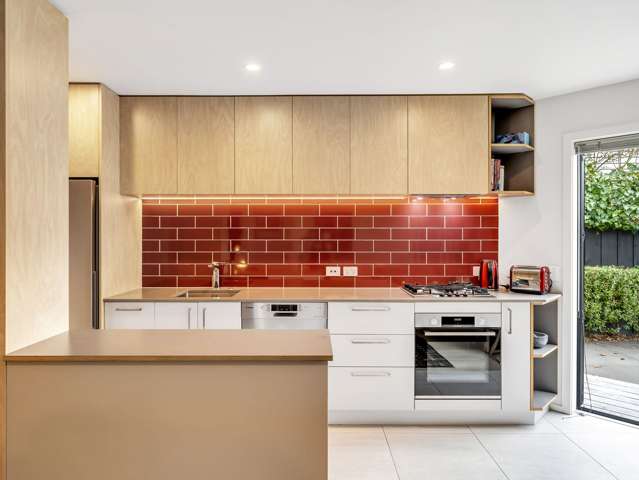 6/28 Beveridge Street City Centre_2