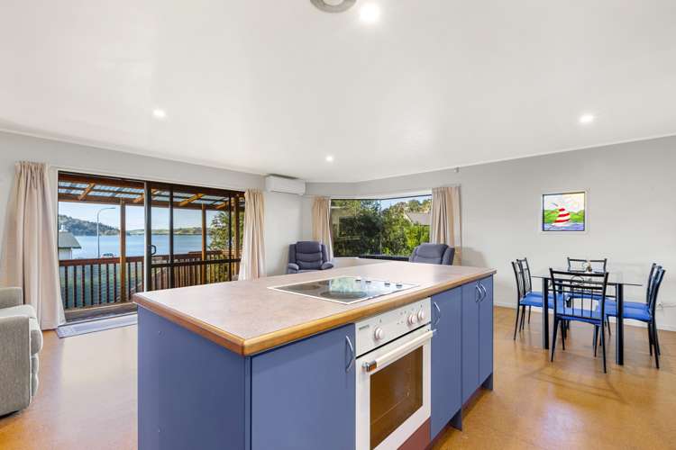 50 Lorenzen Bay Road Raglan_9
