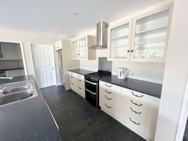 143 Telegraph Rd Burnham_3