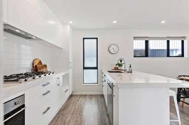 8 Renata Crescent_4