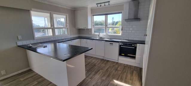 64 Otonga Road Springfield_2