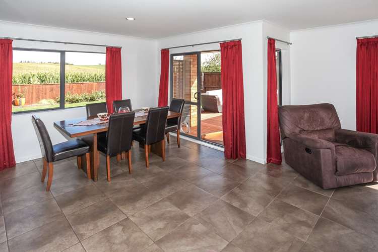 34 Breaker Grove Waiuku_9