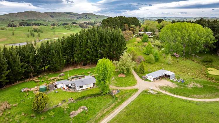 139 Clareinch Road Omakere_5