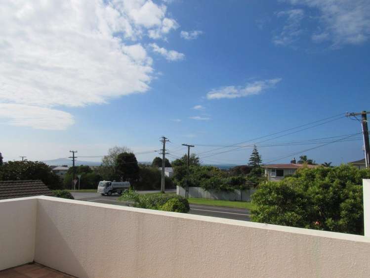 18 Karaka Road Beachlands_10