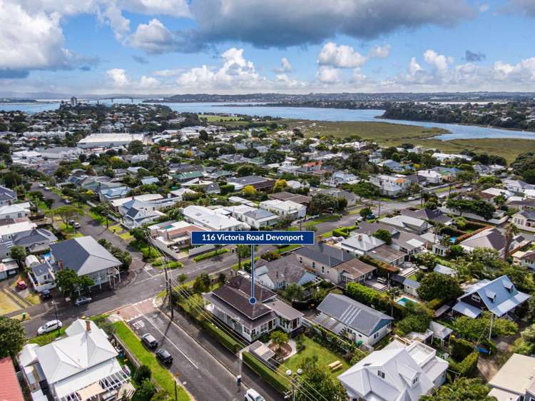 116 Victoria Road Devonport_32