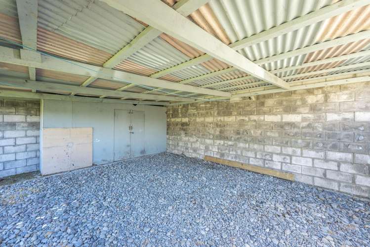 4 Colenso Place Otaki Beach_17