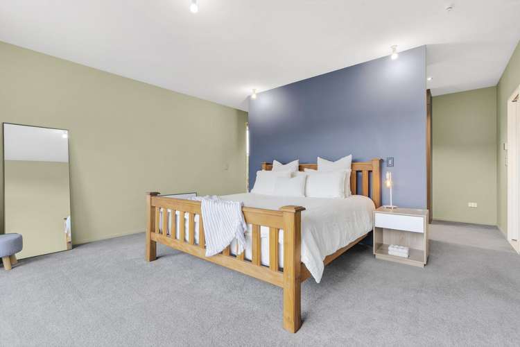 32 Quinnat Street Albert Town_10