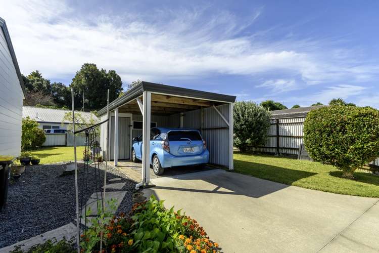 7 Ferndown Close Brookfield_13