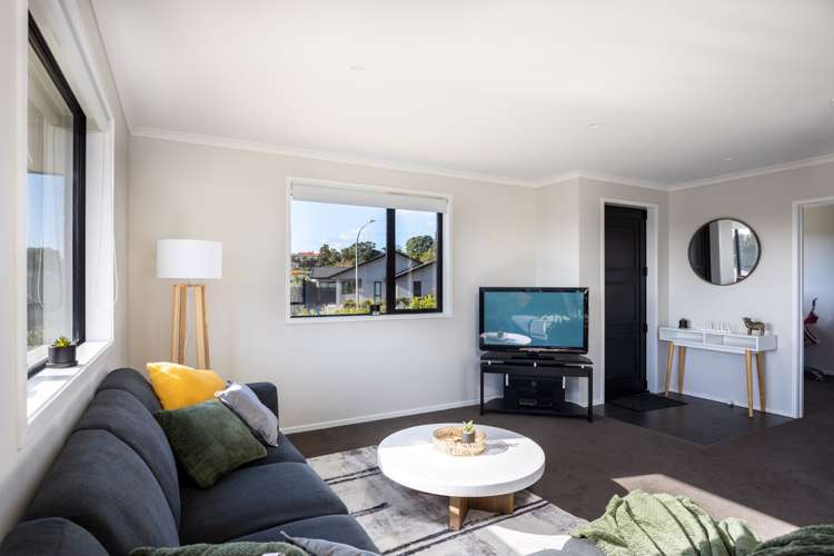 43 Magnolia Drive Westown_13