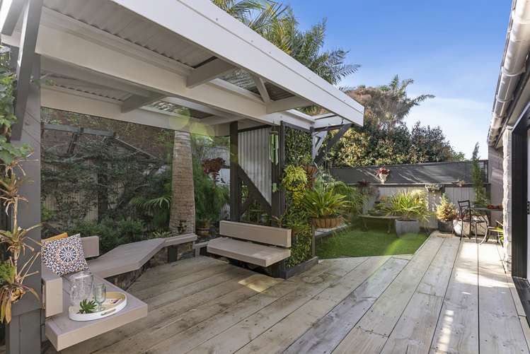 1/40 James Evans Drive Northcote_23