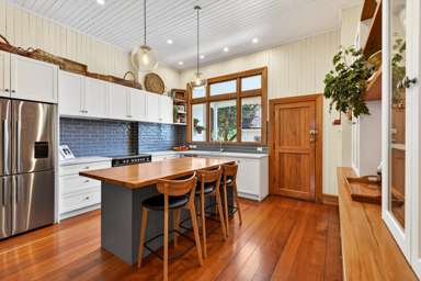 503 King Street South_1